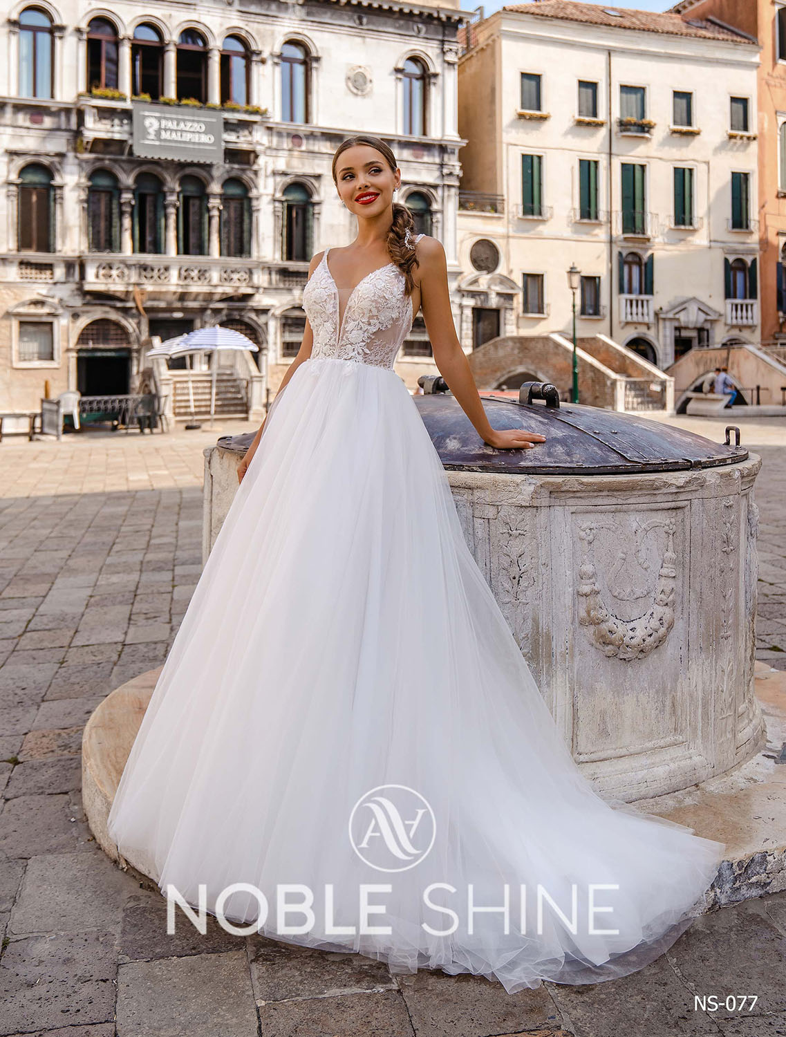 Dress NS-077 from the Venice collection by Noble Shine