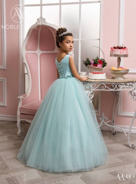 Dress AA-009 from the Princess Dream collection by Noble Shine