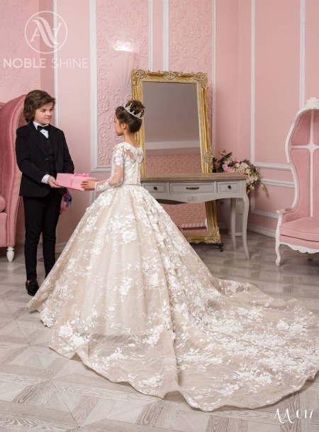 Dress AA-017 from the Princess Dream collection by Noble Shine