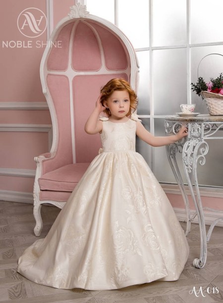 Dress AA-018 from the Princess Dream collection by Noble Shine