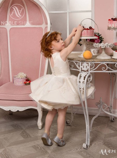 Dress AA-024 from the Princess Dream collection by Noble Shine