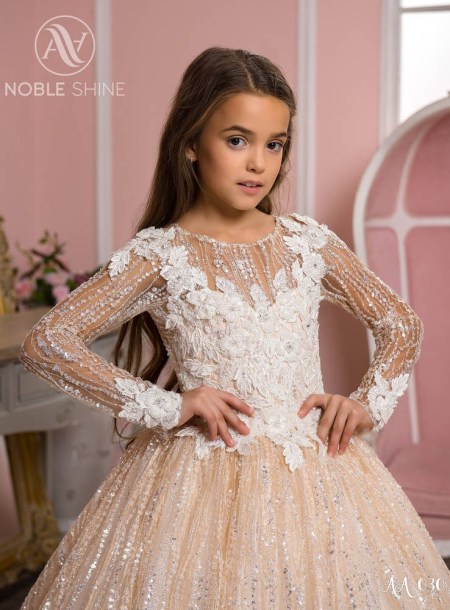 Dress AA-030 from the Princess Dream collection by Noble Shine