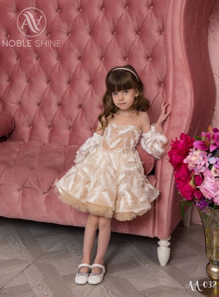 Dress AA-032 from the Princess Dream collection by Noble Shine