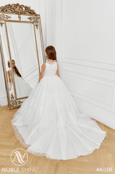 Dress AA-108 from the Royal Flowers collection by Noble Shine