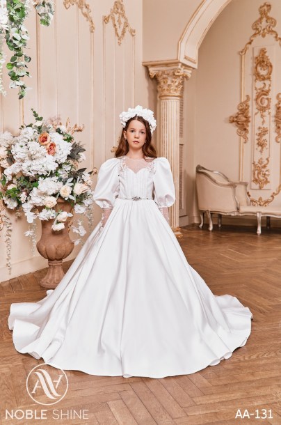 Dress AA-131 from the Royal Flowers collection by Noble Shine