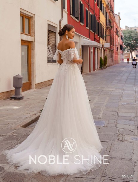 Dress NS-059 from the Venice collection by Noble Shine