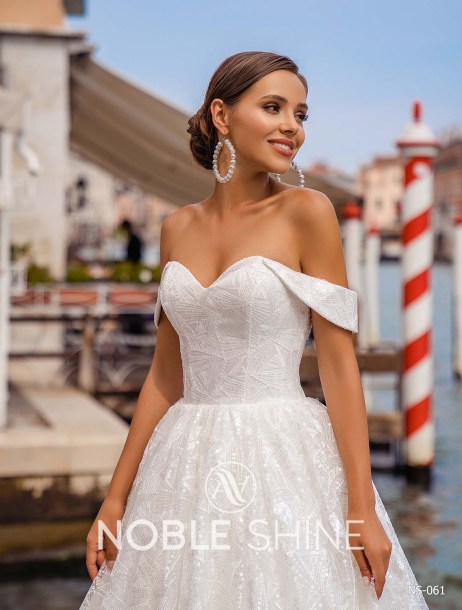 Dress NS-061 from the Venice collection by Noble Shine