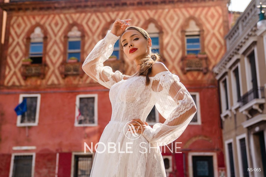 Dress NS-065 from the Venice collection by Noble Shine