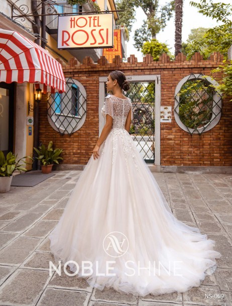 Dress NS-069 from the Venice collection by Noble Shine