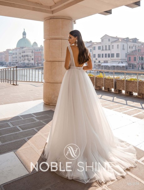 Dress NS-074 from the Venice collection by Noble Shine