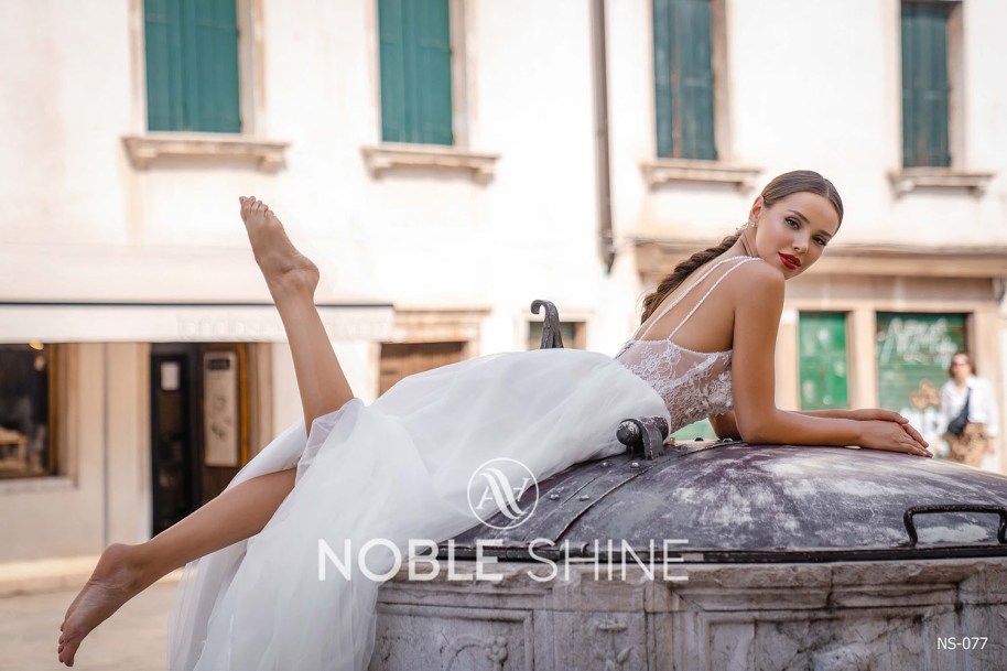 Dress NS-077 from the Venice collection by Noble Shine