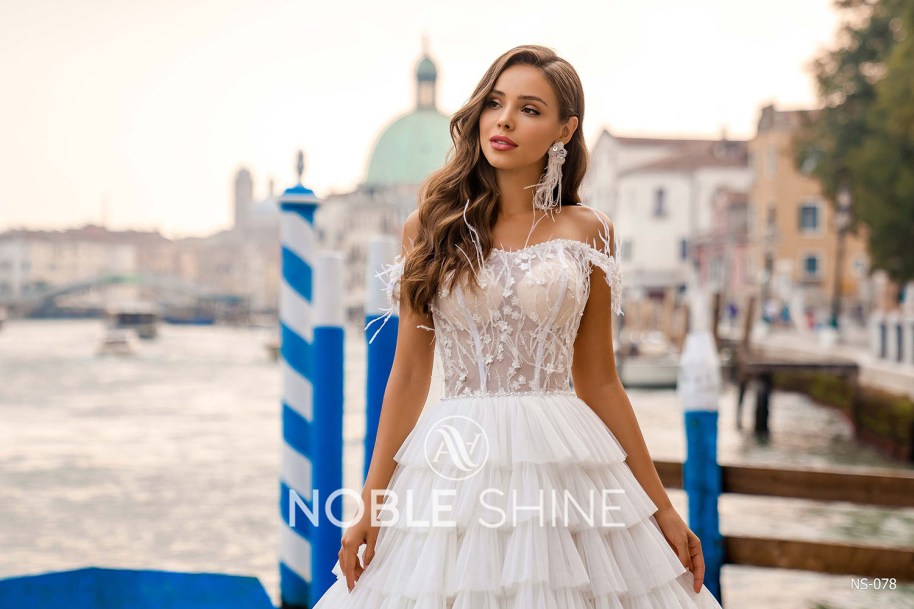 Dress NS-078 from the Venice collection by Noble Shine