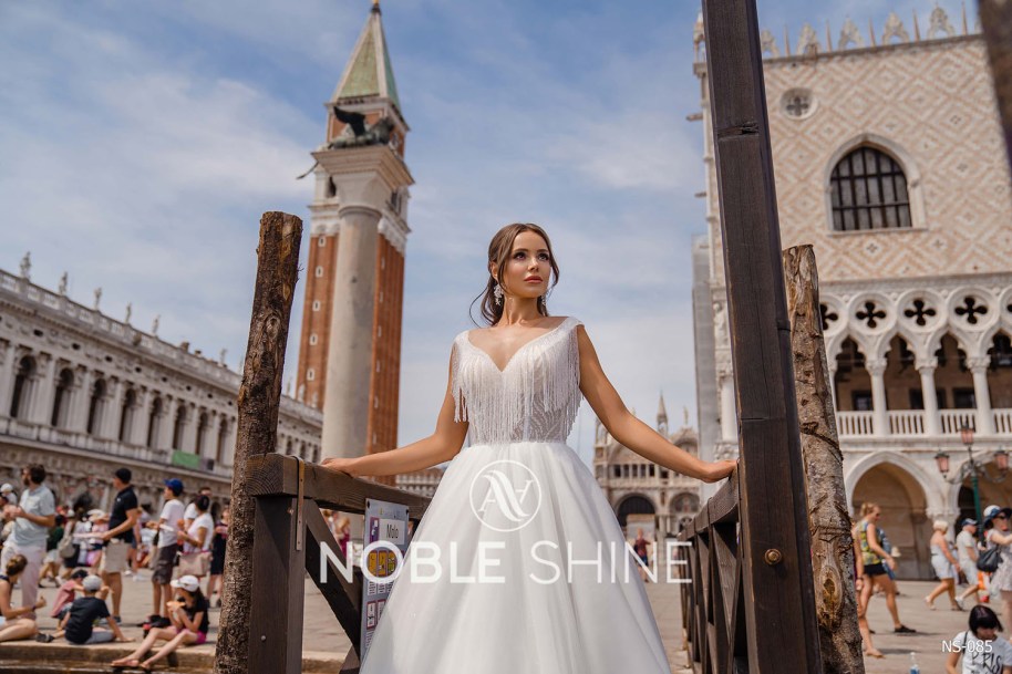 Dress NS-085 from the Venice collection by Noble Shine