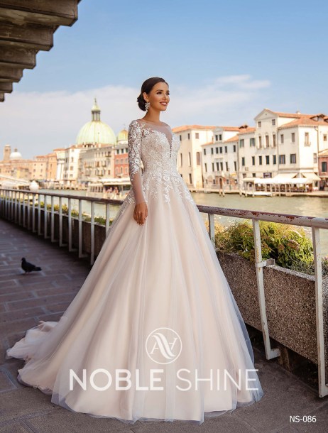 Dress NS-086 from the Venice collection by Noble Shine