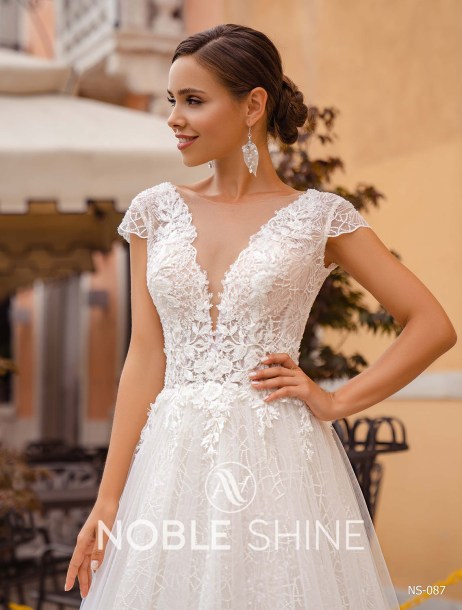 Dress NS-087 from the Venice collection by Noble Shine