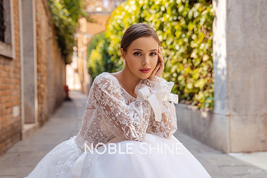 Dress NS-088 from the Venice collection by Noble Shine