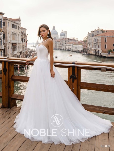 Dress NS-089 from the Venice collection by Noble Shine