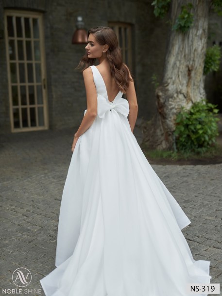 Dress NS-319 from the Amor collection by Noble Shine