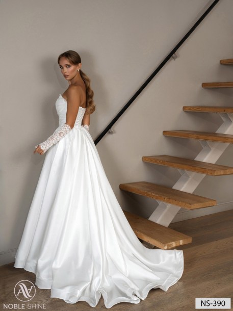 Wedding dress NS-390 from the Nova Fenix collection by Noble Shine