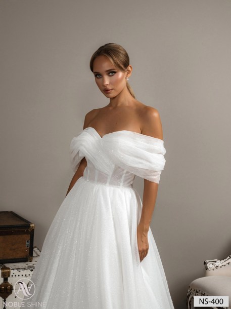 Wedding dress NS-400 from the Nova Fenix collection by Noble Shine