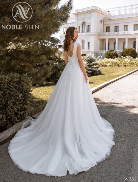 Dress SV282 from the Livadia collection by Noble Shine