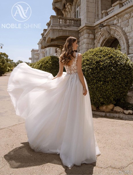 Dress SV293 from the Livadia collection by Noble Shine