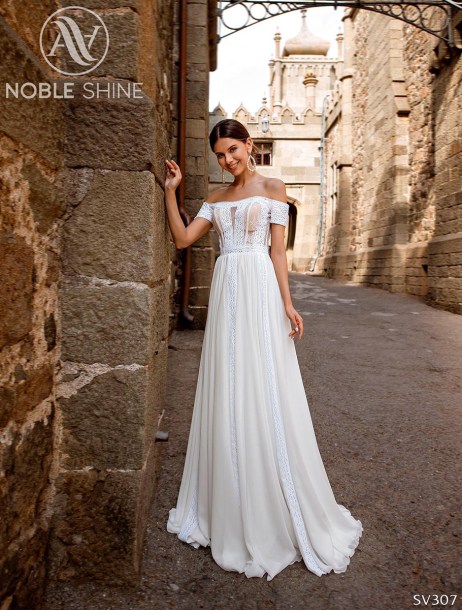 Dress SV307 from the Livadia collection by Noble Shine