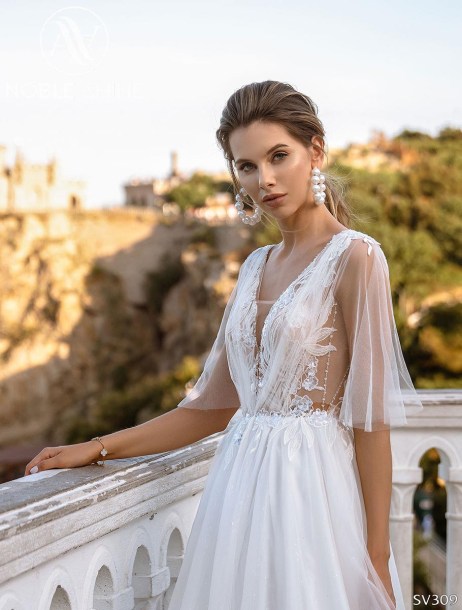 Dress SV309 from the Livadia collection by Noble Shine