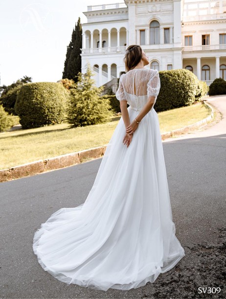 Dress SV309 from the Livadia collection by Noble Shine