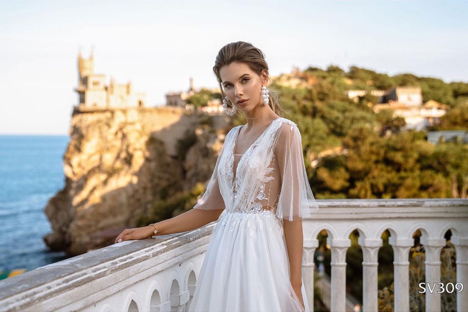 Dress SV309 from the Livadia collection by Noble Shine