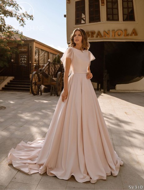 Dress SV311 from the Livadia collection by Noble Shine