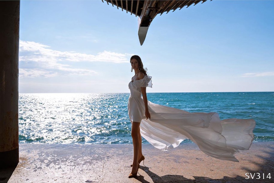 Dress SV314 from the Livadia collection by Noble Shine