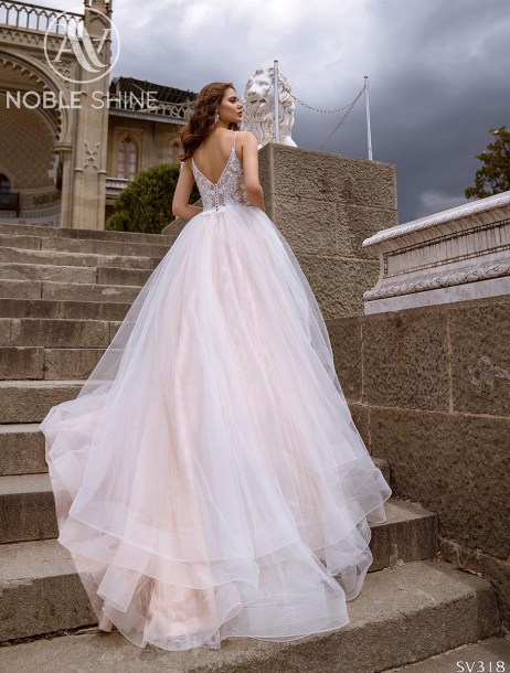 Dress SV318 from the Livadia collection by Noble Shine