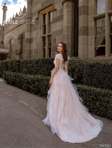 Dress SV321 from the Livadia collection by Noble Shine