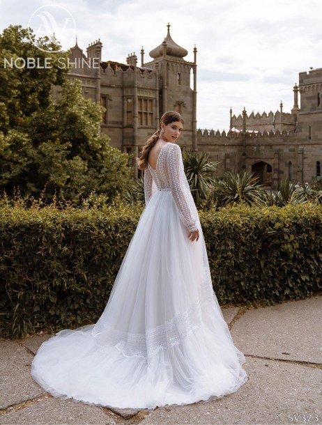 Dress SV323 from the Livadia collection by Noble Shine
