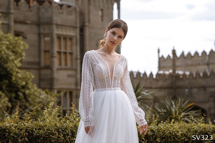 Dress SV323 from the Livadia collection by Noble Shine