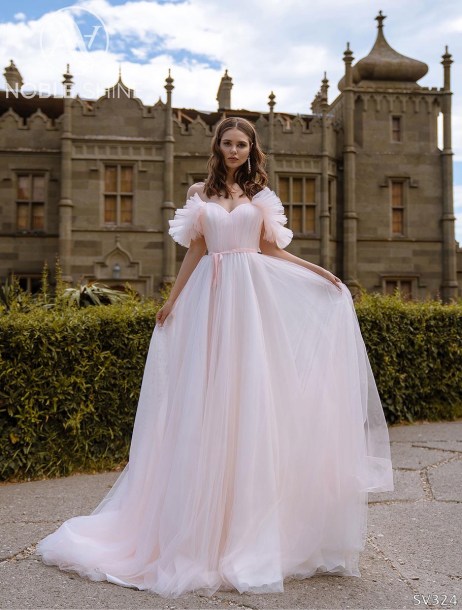 Dress SV324 from the Livadia collection by Noble Shine