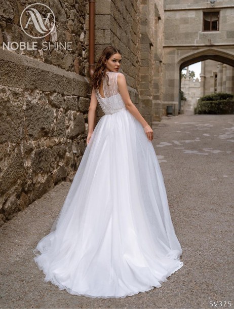 Dress SV325 from the Livadia collection by Noble Shine