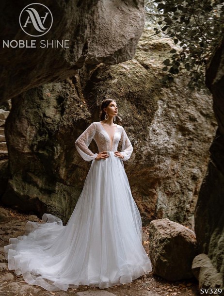 Dress SV329 from the Livadia collection by Noble Shine