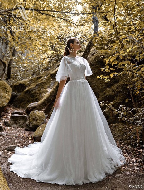 Dress SV332 from the Livadia collection by Noble Shine