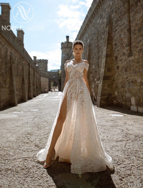 Dress SV333 from the Livadia collection by Noble Shine