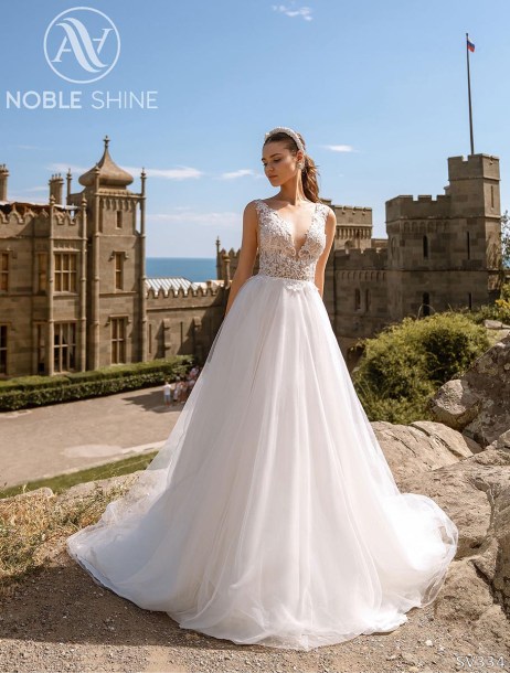 Dress SV334 from the Livadia collection by Noble Shine