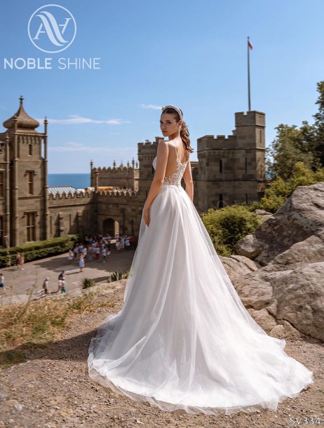 Dress SV334 from the Livadia collection by Noble Shine