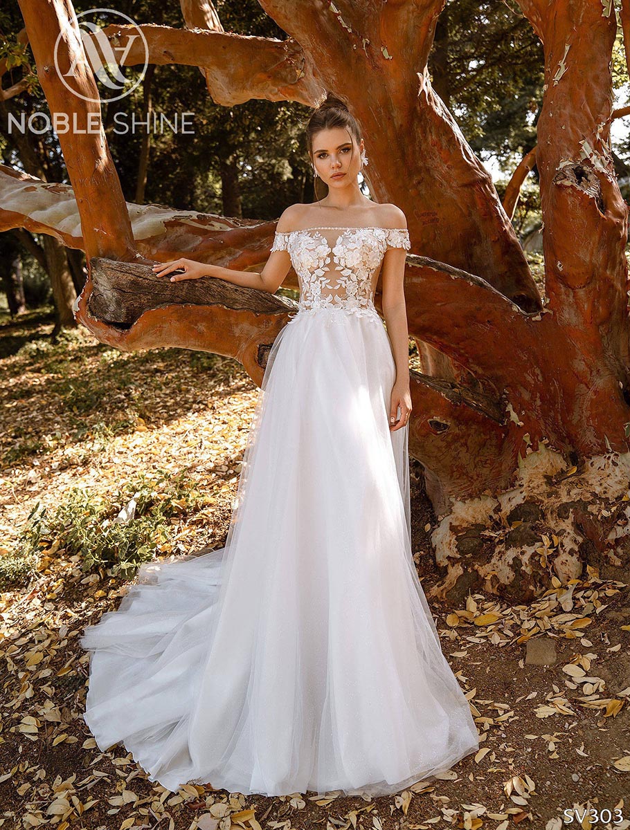 Dress SV303 from the Livadia collection by Noble Shine