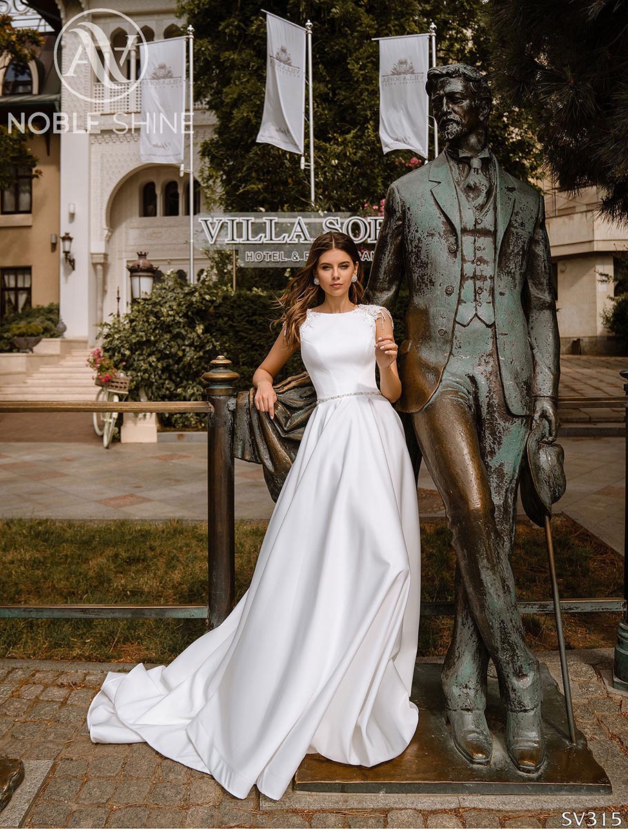 Dress SV315 from the Livadia collection by Noble Shine